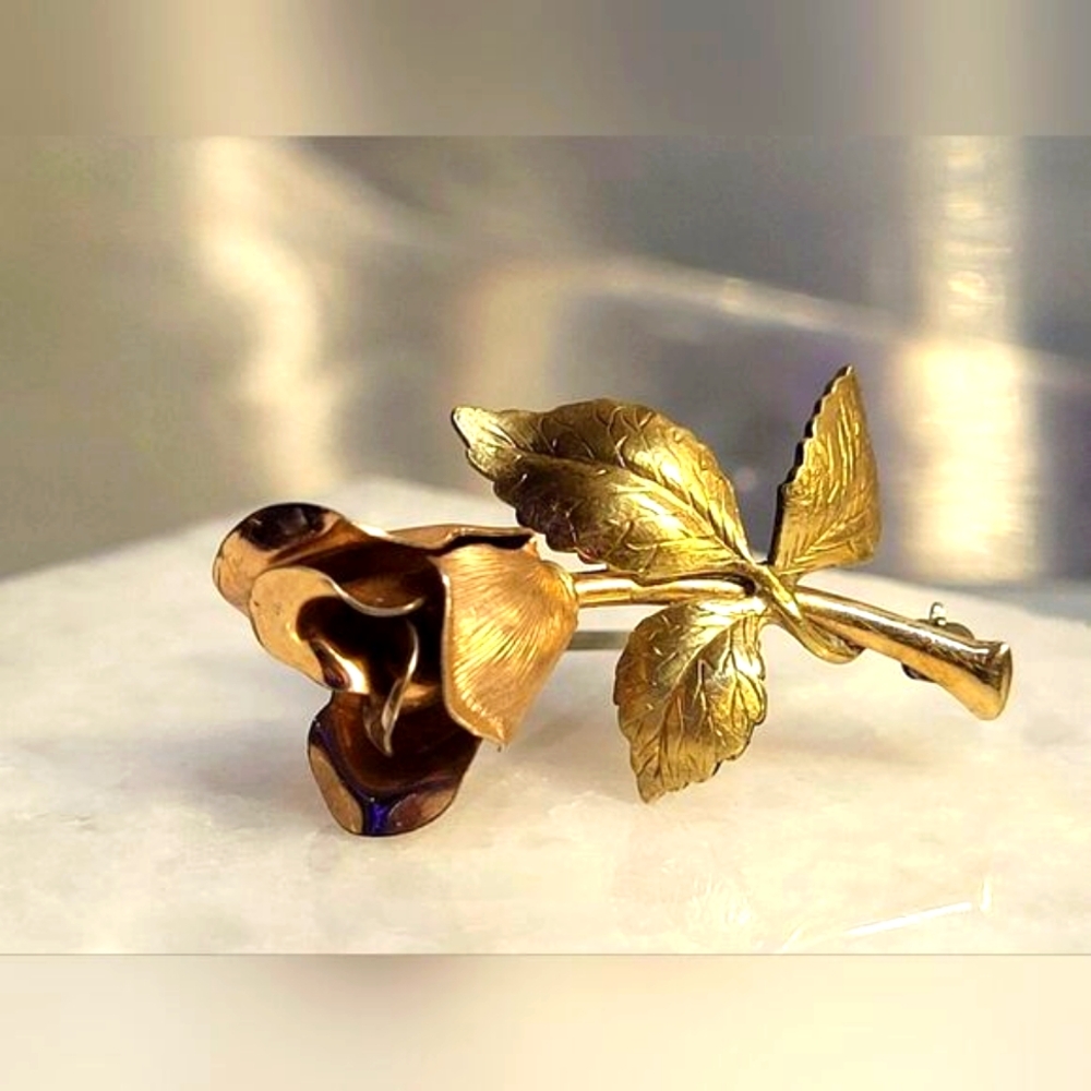 Vintage small rose brooch